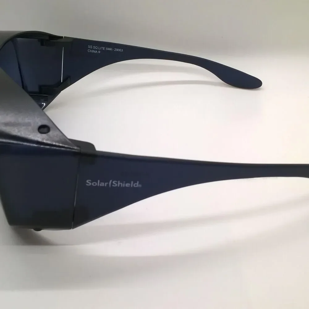 Foster-grant Men's Black and Yellow Sunglasses